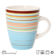 Taza de cerámica de 11oz con diseño de tiras coloridas pintadas a mano